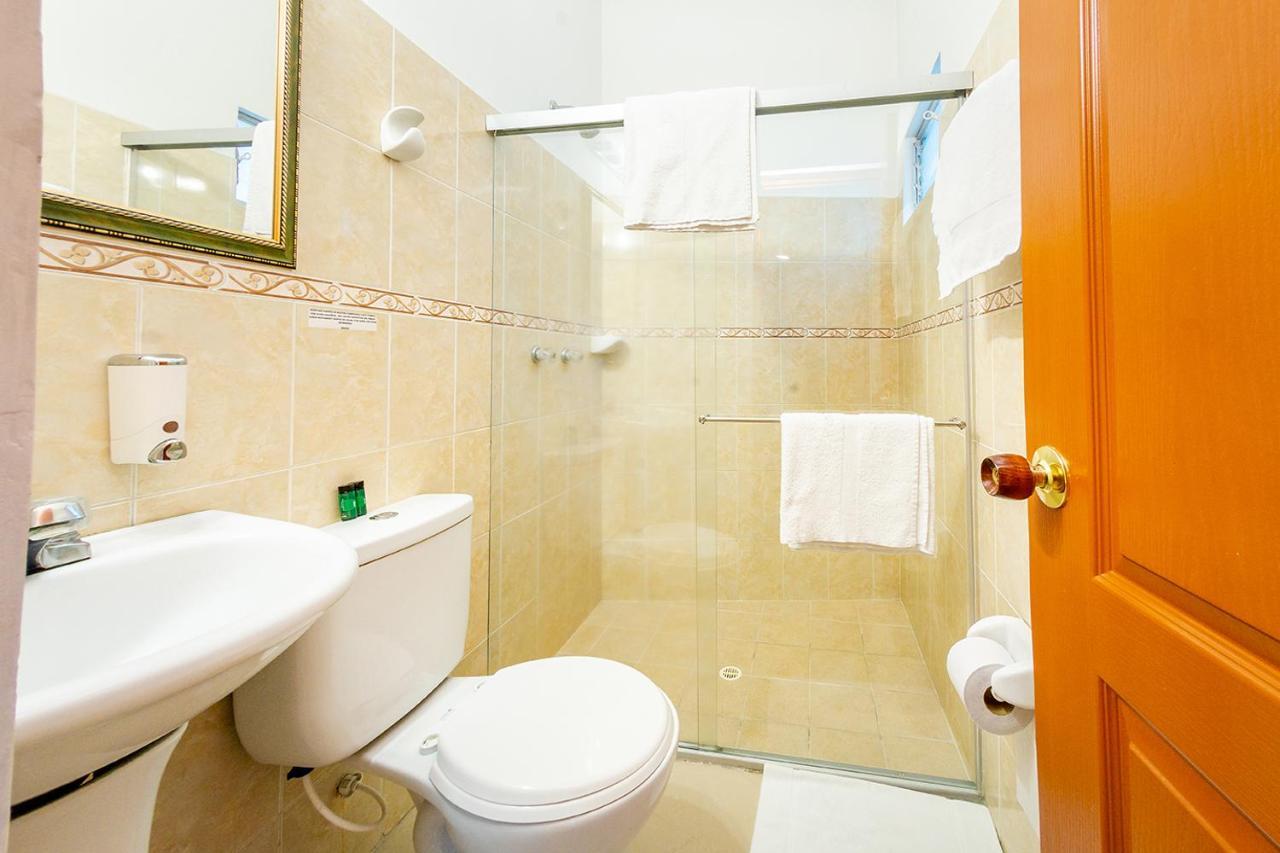 Ayenda Optimum Otel Pereira Dış mekan fotoğraf